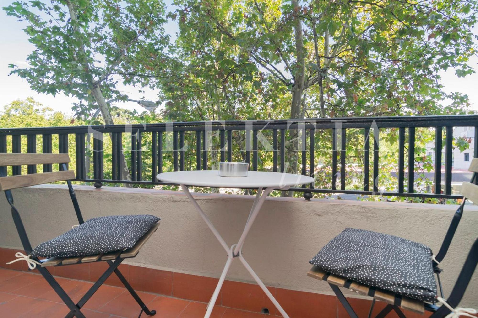 Castellana Suites Мадрид Экстерьер фото